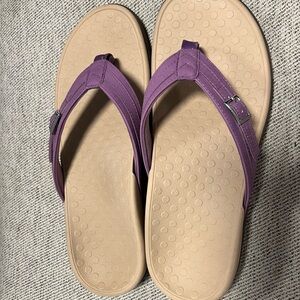 Brand new Vionic sandals